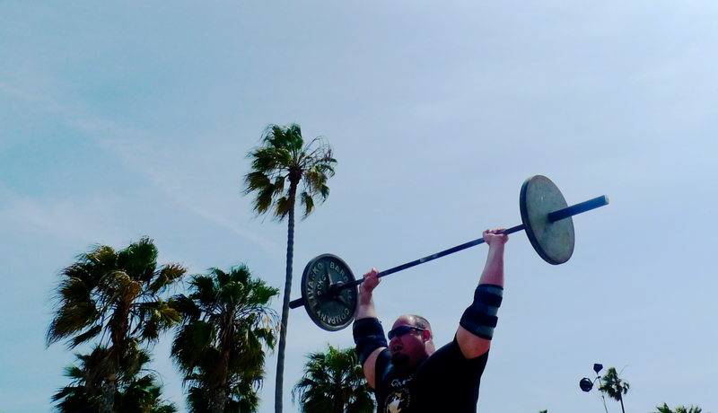 Illustration for article titled A Day at Muscle Beach with the World's Strongest Man